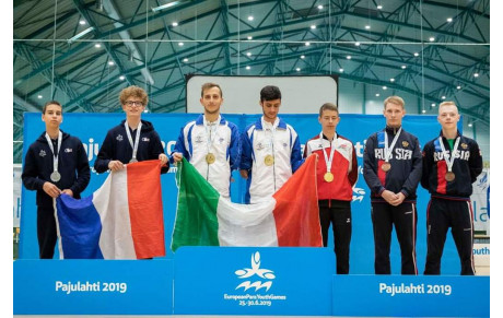 Julien sur la 2ème marche du podium en Finlande